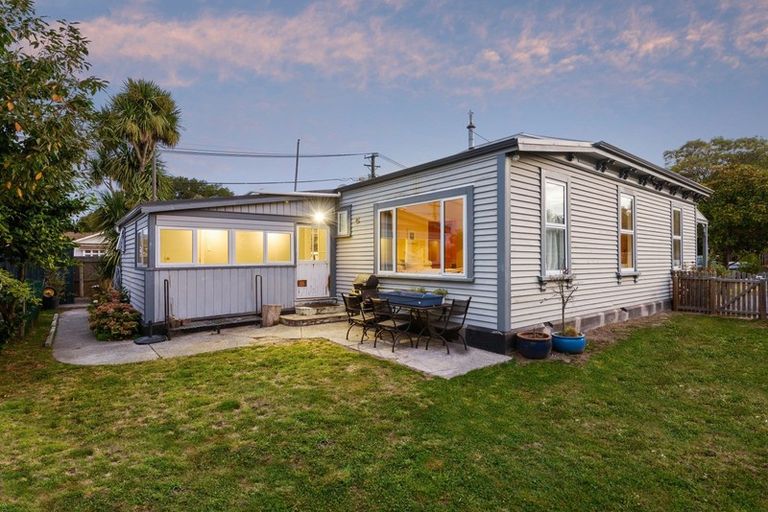 Photo of property in 88 Domain Terrace, Spreydon, Christchurch, 8024