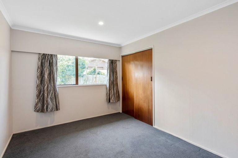 Photo of property in 189 Tararua Road, Levin, 5571