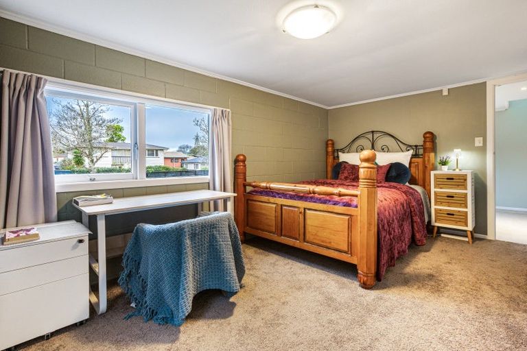 Photo of property in 10 Seine Road, Forrest Hill, Auckland, 0620