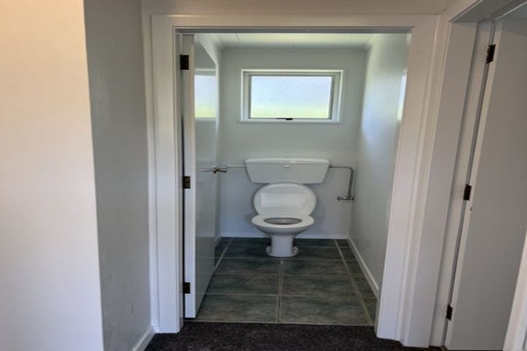 Photo of property in 13 Saint Ronans Avenue, Waterloo, Lower Hutt, 5011