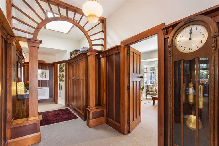 Photo of property in 2 Gwynfa Avenue, Cashmere, Christchurch, 8022