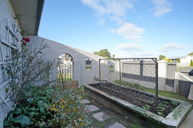 Photo of property in 22 Moray Crescent, Grasmere, Invercargill, 9810