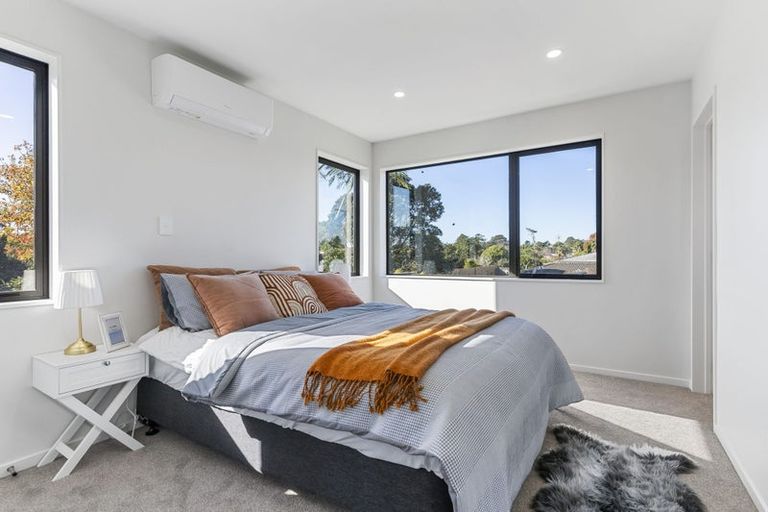 Photo of property in 16b Meadway, Sunnyhills, Auckland, 2010
