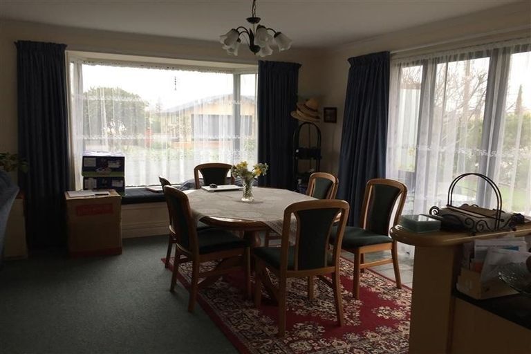 Photo of property in 2 Ashdonleigh Grove, Stoke, Nelson, 7011