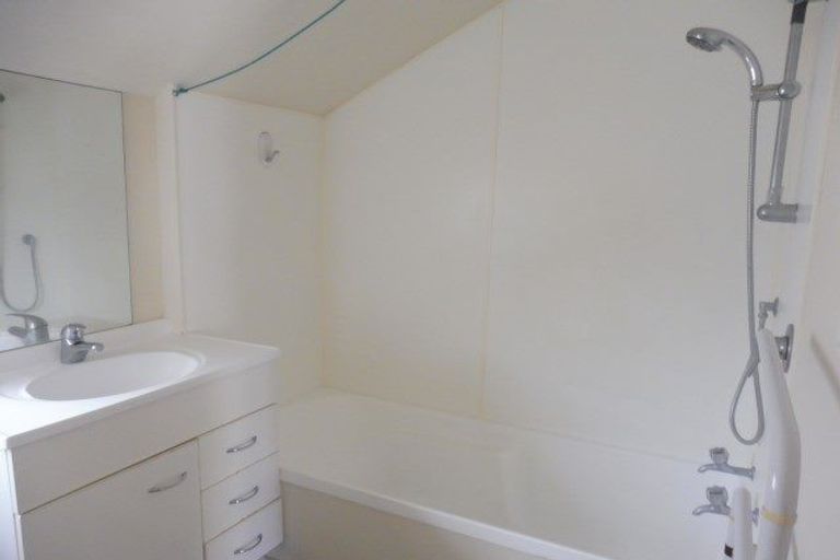 Photo of property in 14c Jones Crescent, Melville, Hamilton, 3206