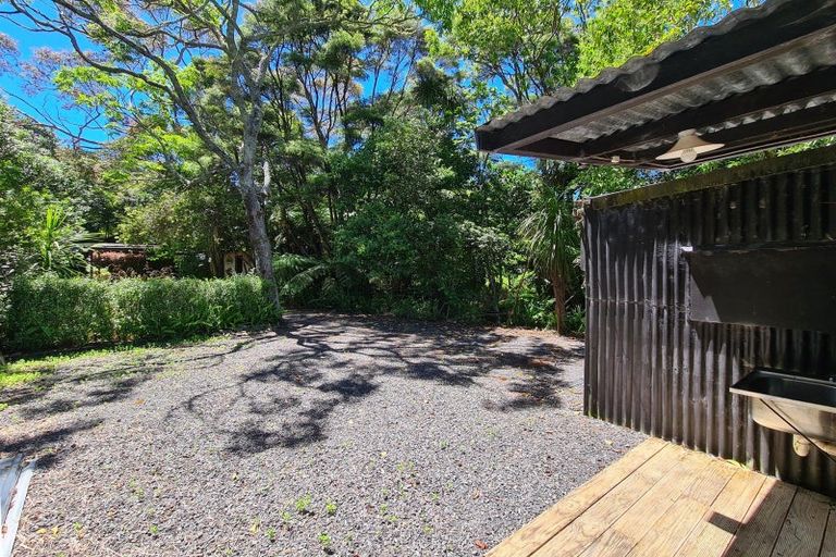 Photo of property in 1567 Rings Road, Coromandel, 3506