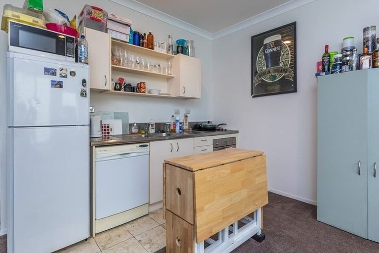 Photo of property in 239a Beach Haven Road, Birkdale, Auckland, 0626