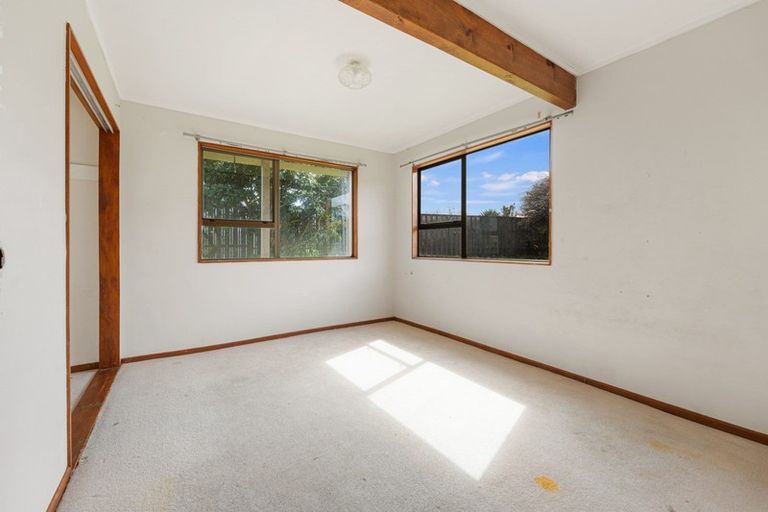 Photo of property in 49 Nevada Drive, Merrilands, New Plymouth, 4312