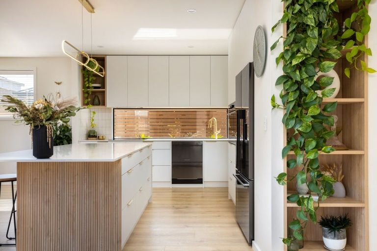 Photo of property in 6 Te Ara O Ngakeiha, Fitzroy, New Plymouth, 4312