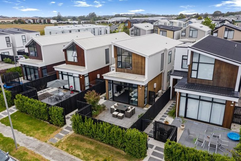 Photo of property in 5 Courage Road, Papakura, 2110