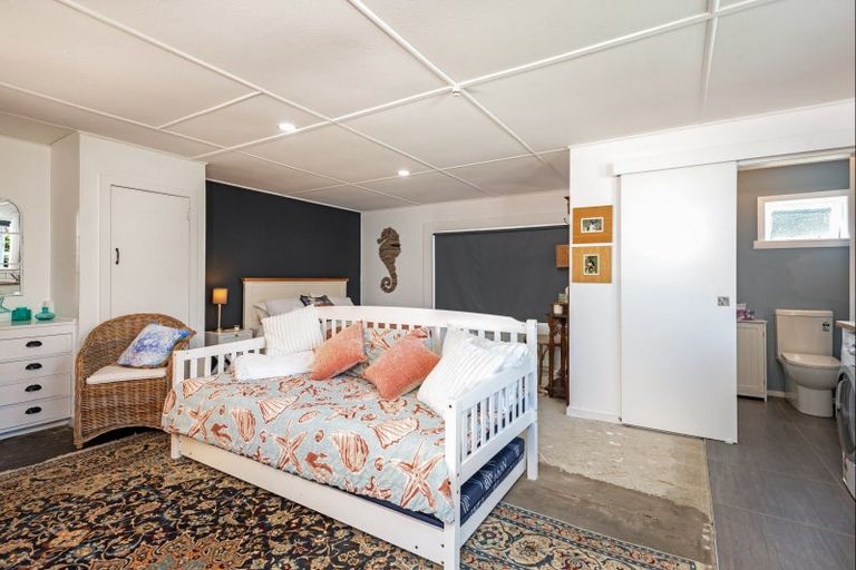 Photo of property in 1807 Kimbolton Road, Kiwitea, Feilding, 4777