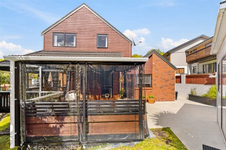 Photo of property in 2/6 Sturm Avenue, Massey, Auckland, 0614