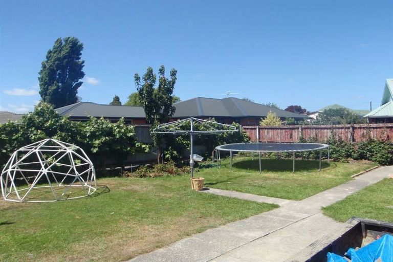 Photo of property in 24 Ottawa Road, Wainoni, Christchurch, 8061