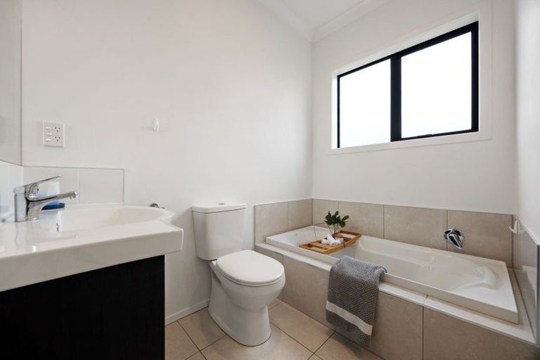 Photo of property in 12 Stan Heather Drive, Glenview, Hamilton, 3206