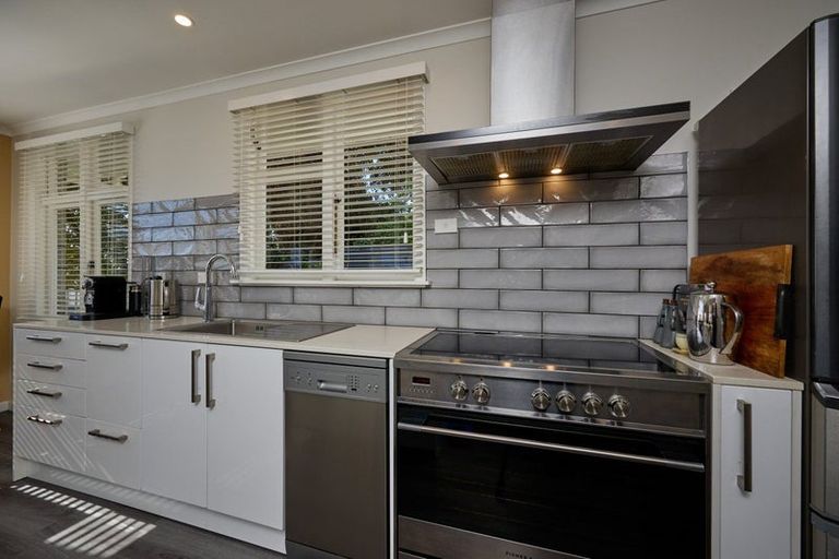 Photo of property in 172 Torquay Street, Kaikoura, 7300