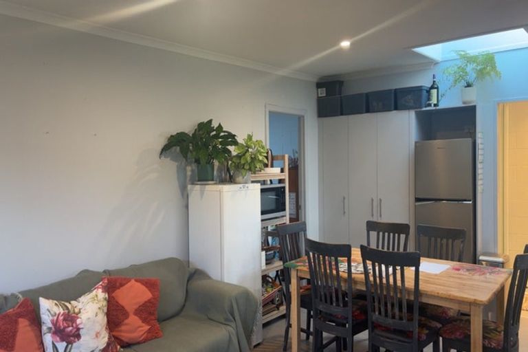 Photo of property in 107 Ryder Crescent, Levin, 5510