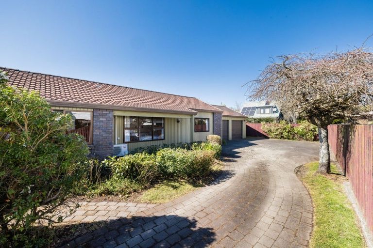 Photo of property in 68 Chedworth Avenue, Chedworth, Hamilton, 3210