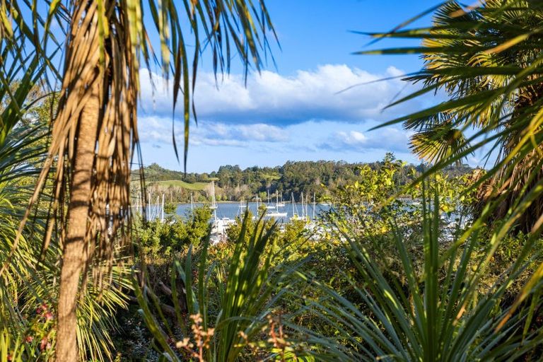 Photo of property in 4 Kellet Street, Opua, 0200