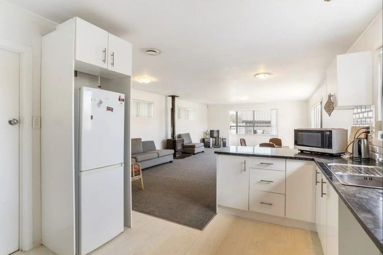 Photo of property in 97 Gloucester Road, Manurewa, Auckland, 2102