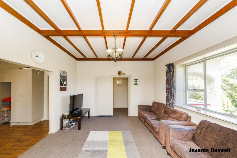 Photo of property in 39 Honore Drive, Linton, Palmerston North, 4472