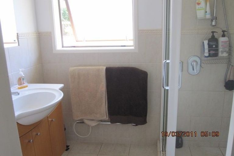 Photo of property in 8 Worley Place, St Johns, Auckland, 1072