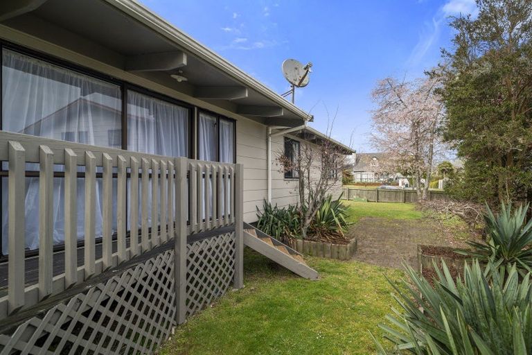 Photo of property in 20 Milton Grove, Owhata, Rotorua, 3010