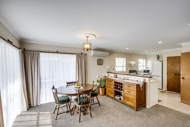 Photo of property in 66b Puketapu Road, Taradale, Napier, 4112