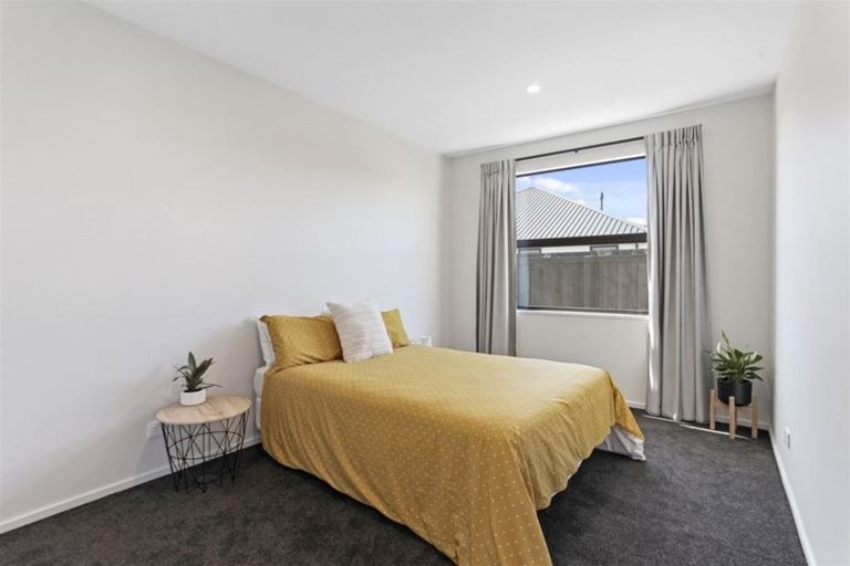 Photo of property in 4 Mckerrow Street, Marshland, Christchurch, 8083