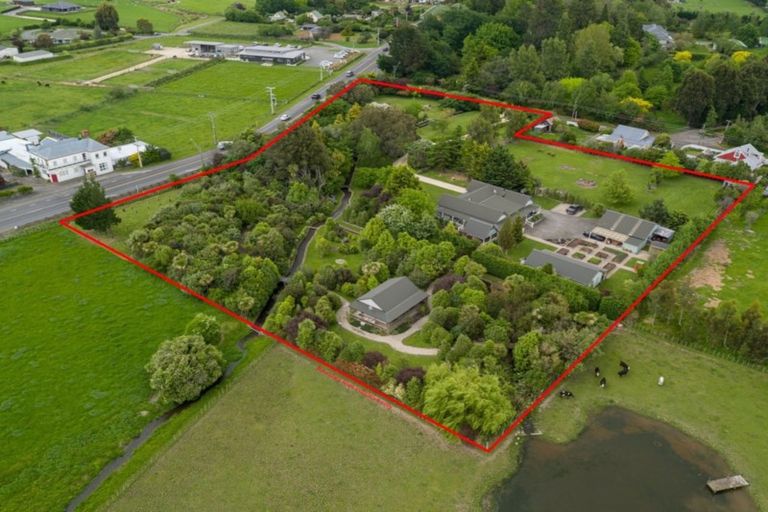 Photo of property in 2 Andersons Line, Clareville, Carterton, 5713