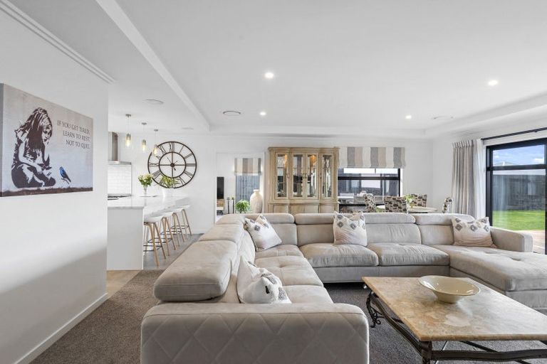 Photo of property in 21 Suffolk Drive, Kirwee, 7571