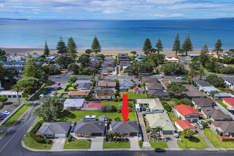 Photo of property in 37 Elizabeth Street, Orewa, 0931