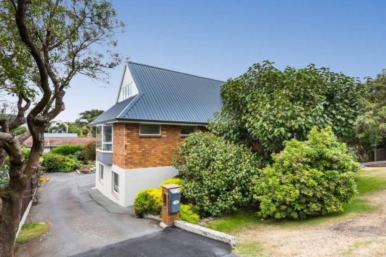 Photo of property in 16 Cornwall Street, Vauxhall, Dunedin, 9013