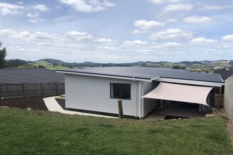 Photo of property in 53 Pebble Beach Boulevard, Te Kamo, Whangarei, 0112