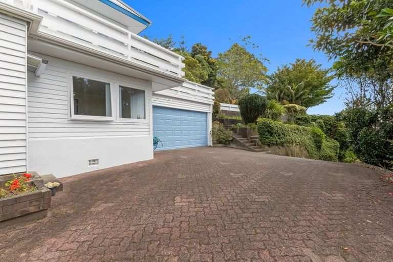 Photo of property in 10 Lawry Street, Moturoa, New Plymouth, 4310