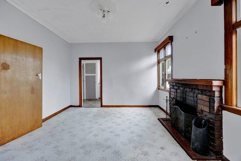 Photo of property in 225 South Road, Hawera, 4610