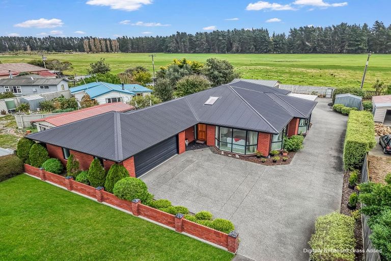 Photo of property in 42 Grierson Avenue, Amberley, 7481