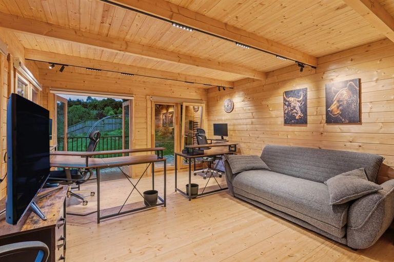Photo of property in 14 Minsons Lane, Kennedys Bush, Christchurch, 8025