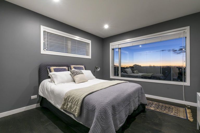 Photo of property in 63 Tiri Road, Manly, Whangaparaoa, 0930