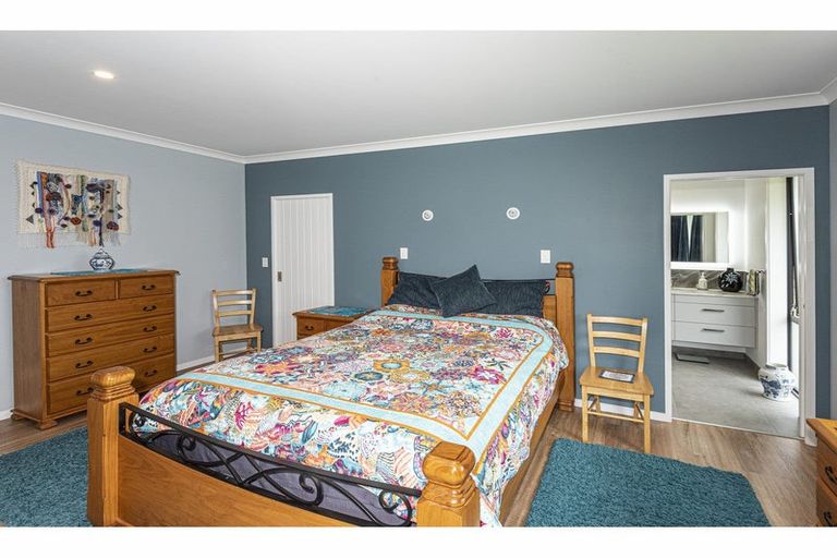 Photo of property in 21 Capstone Place, Te Kamo, Kamo, 0185