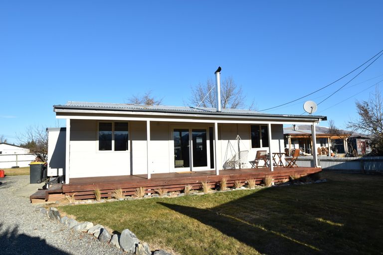 Photo of property in 84 Mackenzie Drive, Twizel, 7901