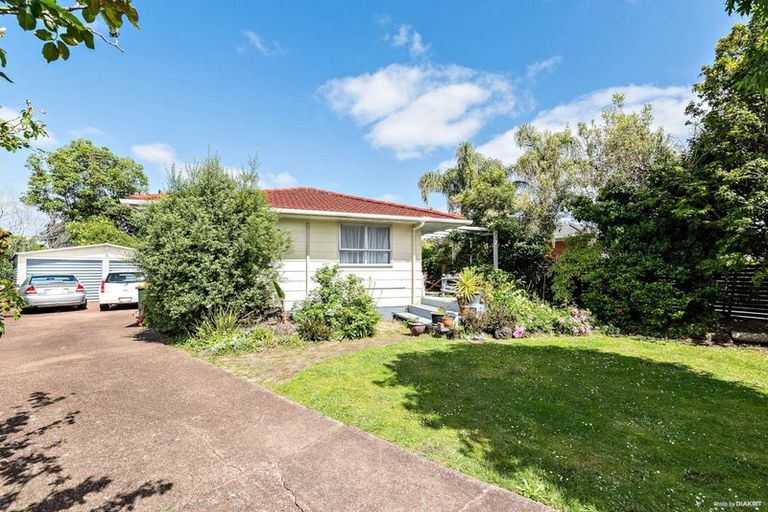 Photo of property in 14 Damson Place, Bucklands Beach, Auckland, 2012