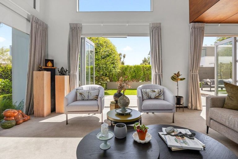 Photo of property in 6 Abberfield Lane, St Albans, Christchurch, 8014