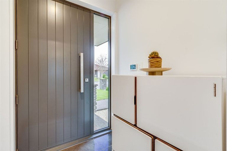 Photo of property in 17 Greenwich Street, Halswell, Christchurch, 8025