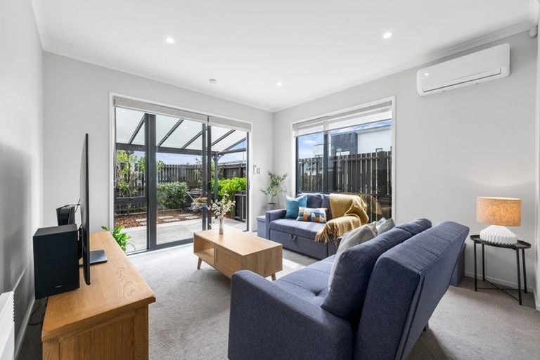 Photo of property in 1/25 Sidney Wallingford Way, Hobsonville, Auckland, 0616