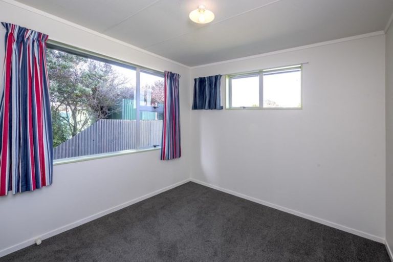 Photo of property in 20 Temuera Street, Otaki, 5512