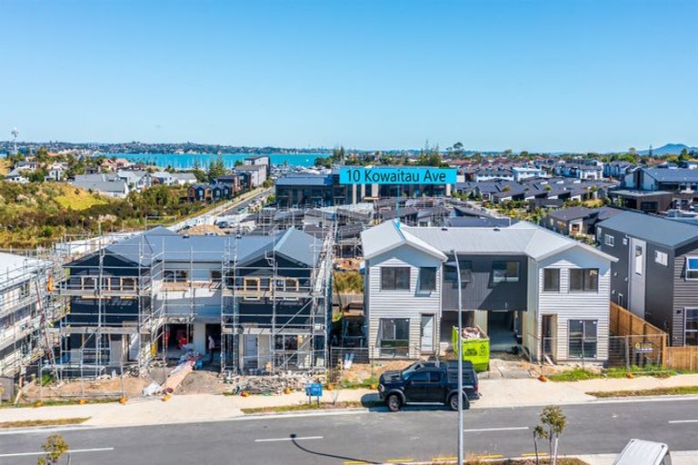 Photo of property in 10 Kowaitau Avenue, Beachlands, 2018