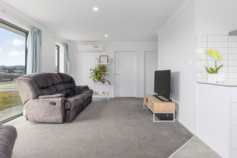 Photo of property in 85 Hinemoa Street, Levin, 5510