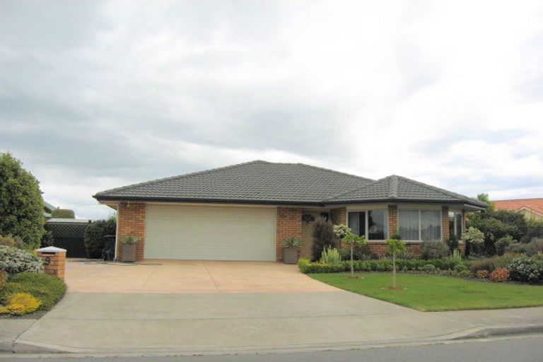 Photo of property in 9 Goodwood Close, Rangiora, 7400