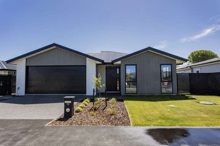 Photo of property in 19 Matai Springs Drive, Halswell, Christchurch, 8025