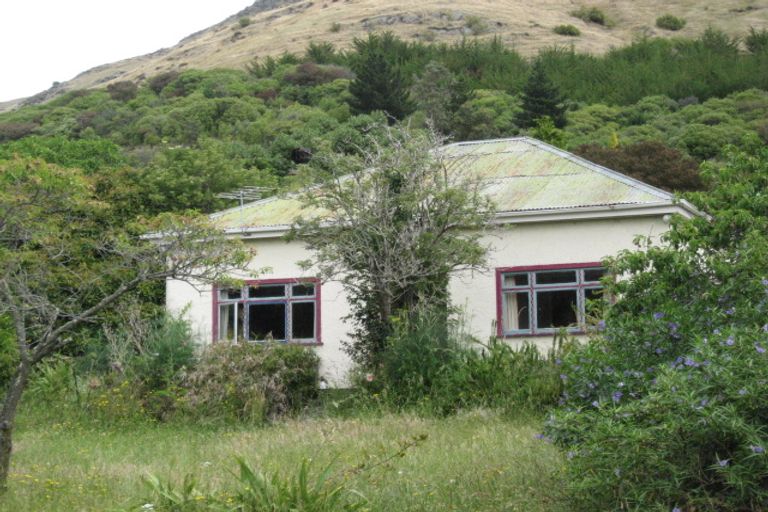 Photo of property in 71 Port Hills Road, Heathcote Valley, Christchurch, 8022